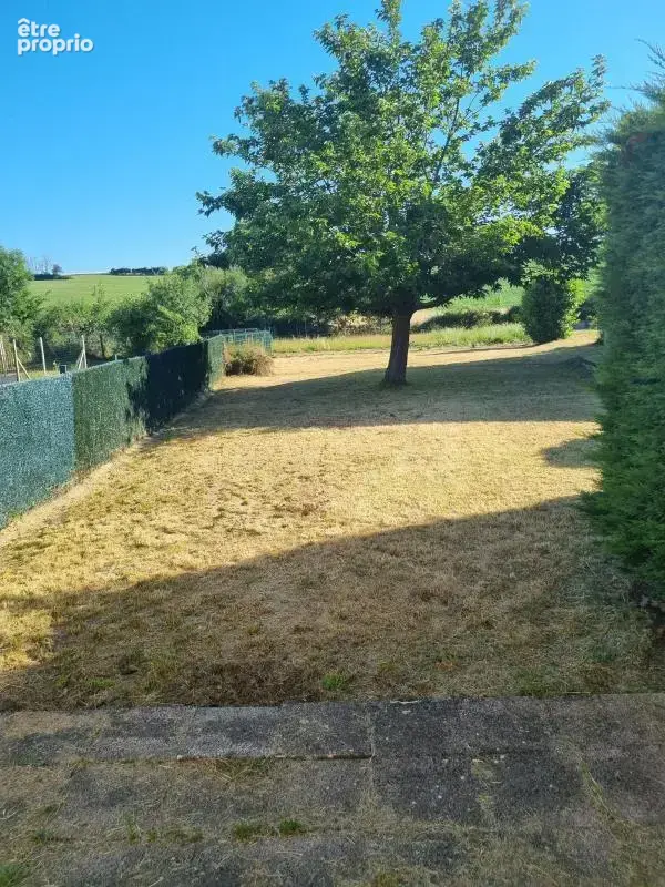 Maison mitoyenne à Chatonnay – À rénover ou clé en main selon votre projet - photo 5