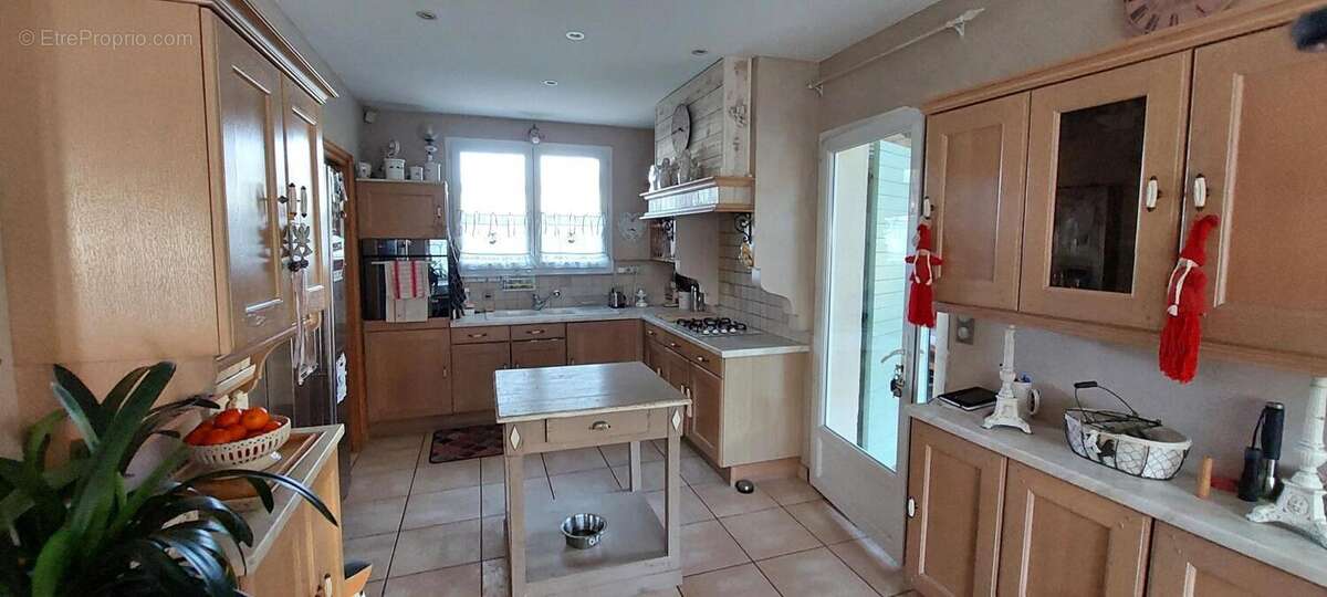 Maison à COUR-ET-BUIS