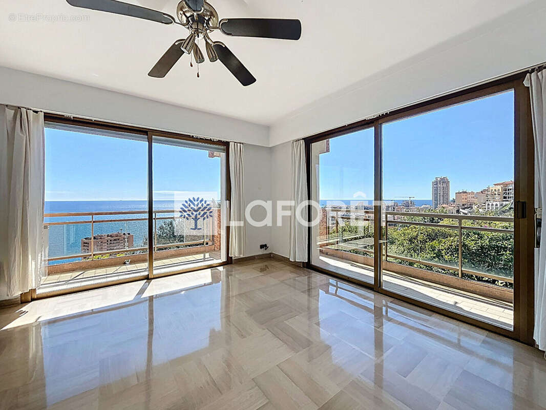 Appartement à BEAUSOLEIL