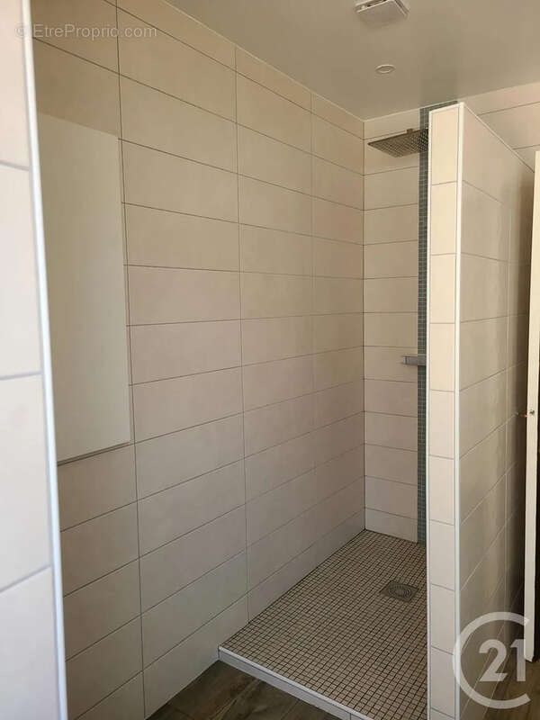 Maison à SAINT-MAMET-LA-SALVETAT