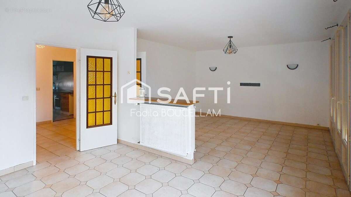 Photo 2 - Maison à MANTES-LA-VILLE