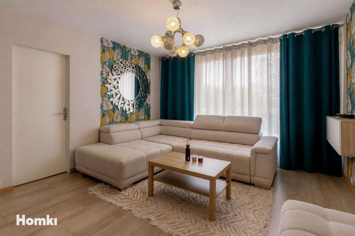 Appartement à BRON