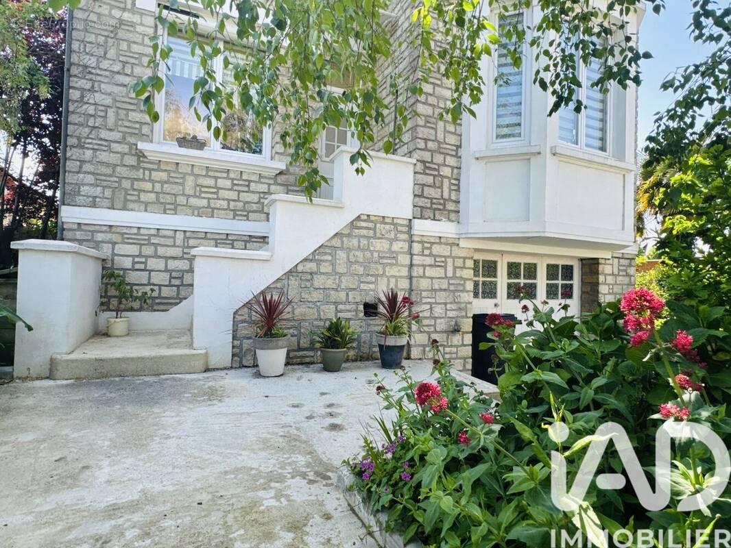 Photo 1 - Maison à ISIGNY-SUR-MER
