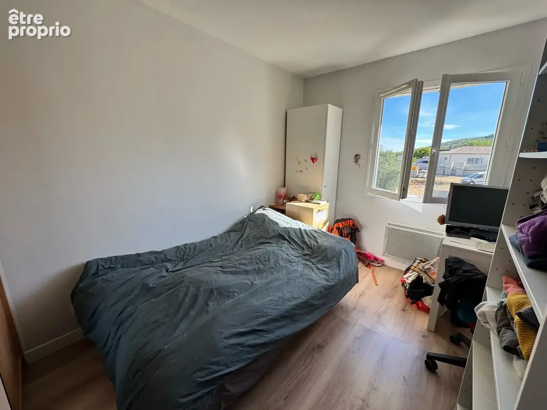 Maison d'habitation sur sous sol complet et terrain de 1100m2 - photo 7