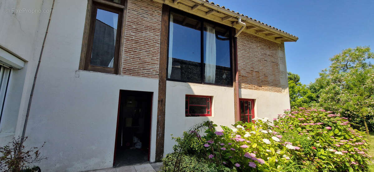 Maison à BAZAS