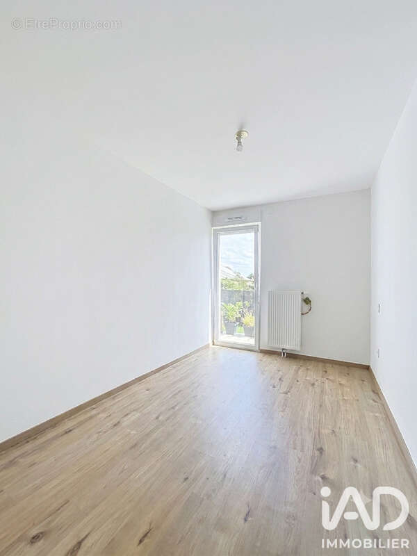 Photo 5 - Appartement à CUVRY