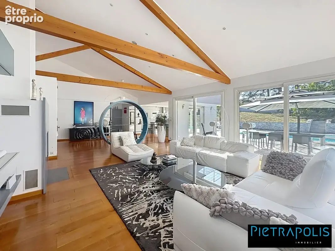 Maison 6 pièces 237 m² à vendre à Rive-De-Gier (42800) - photo 6