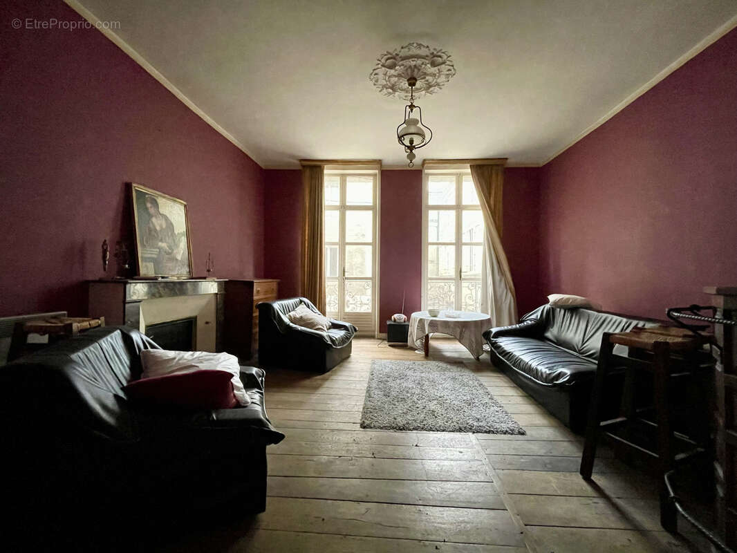 Appartement à CONFOLENS