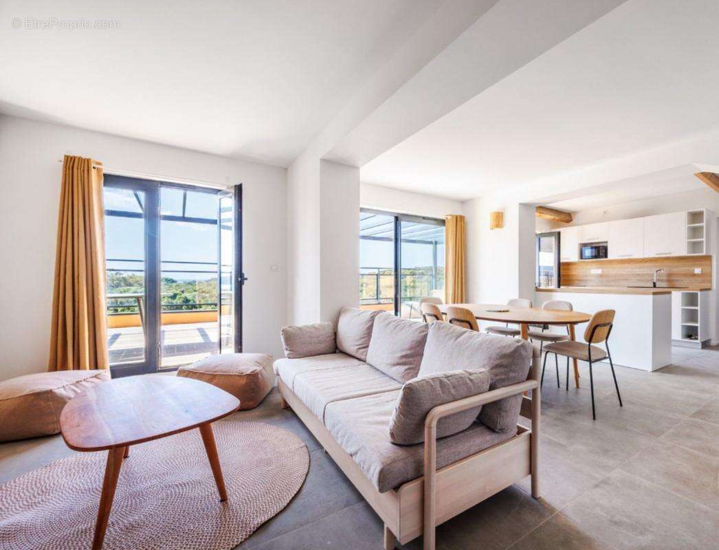 Appartement à PORTO-VECCHIO