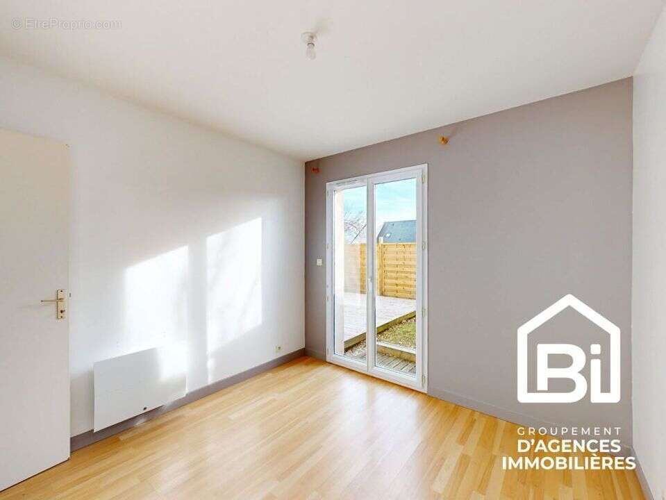 Appartement à COLLEVILLE-MONTGOMERY