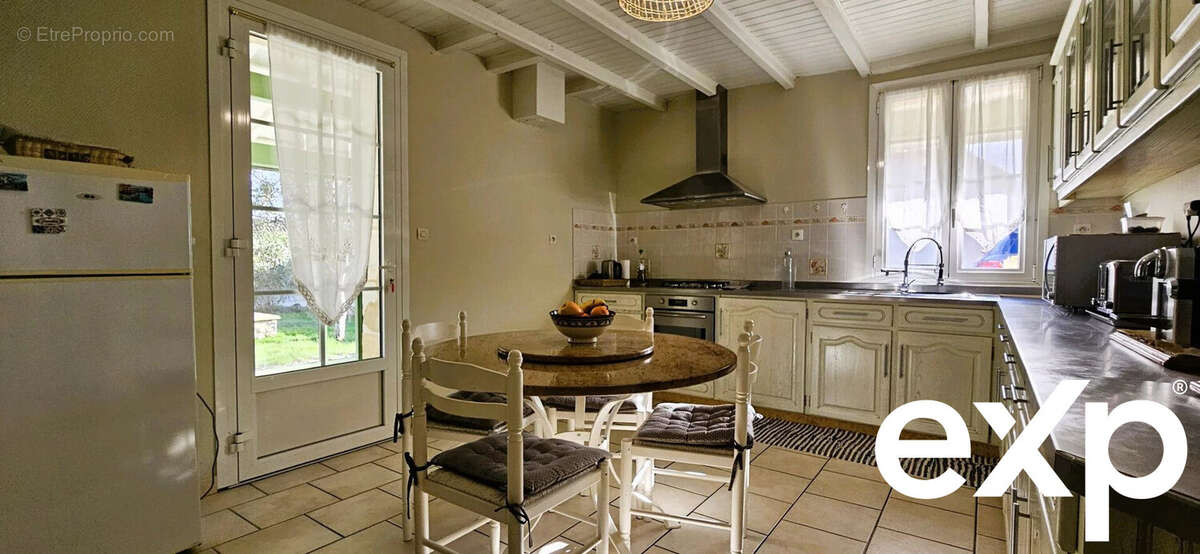 Maison à SAINT-LAURENT-DES-VIGNES