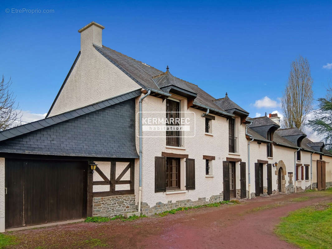 Maison à DOMLOUP