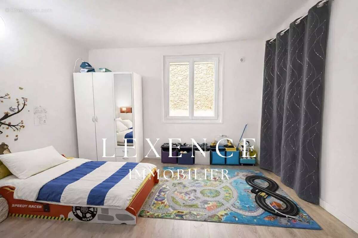 Appartement à SAINT-CANNAT