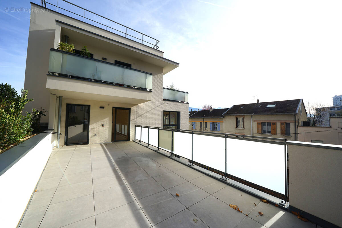 Appartement à GRENOBLE