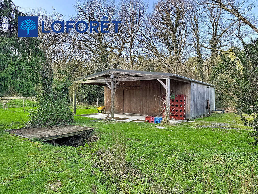Maison à LOCOAL-MENDON
