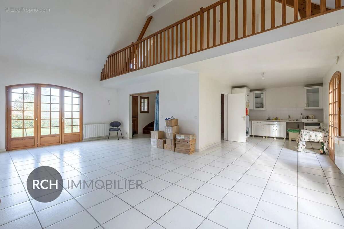 Maison à MONTFORT-L&#039;AMAURY