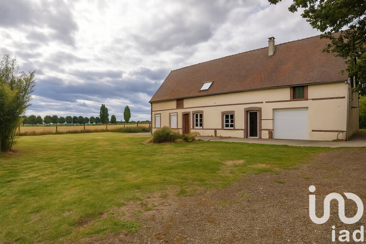 Photo 1 - Maison à MAILLEBOIS