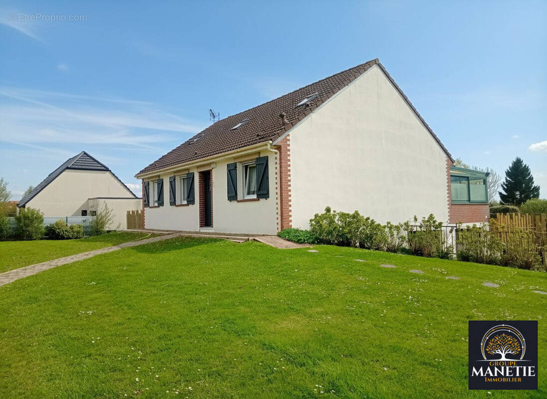 Maison à CROISILLES