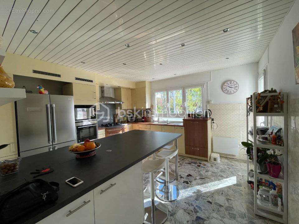 Maison catalane rénovée – 175 m² – 5 chambres – garage – jardin - photo 4