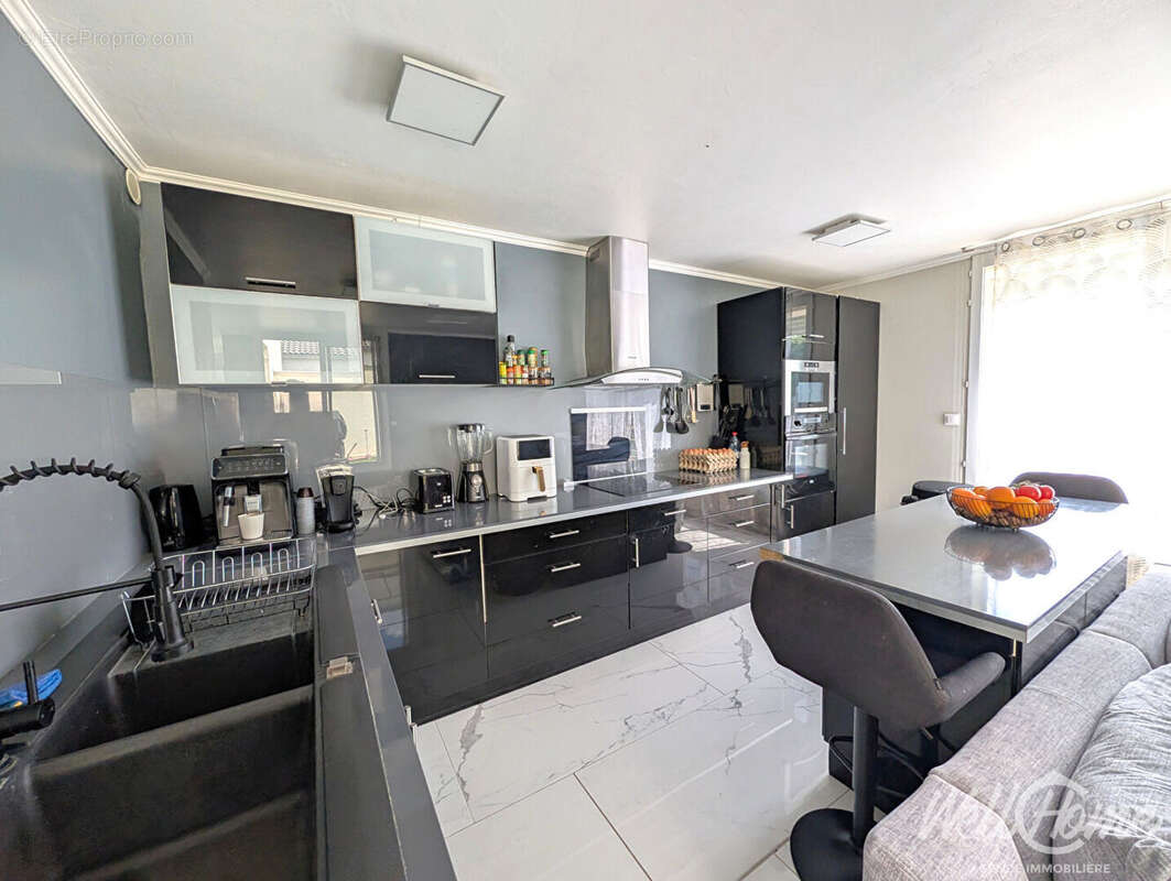 Appartement à ERAGNY