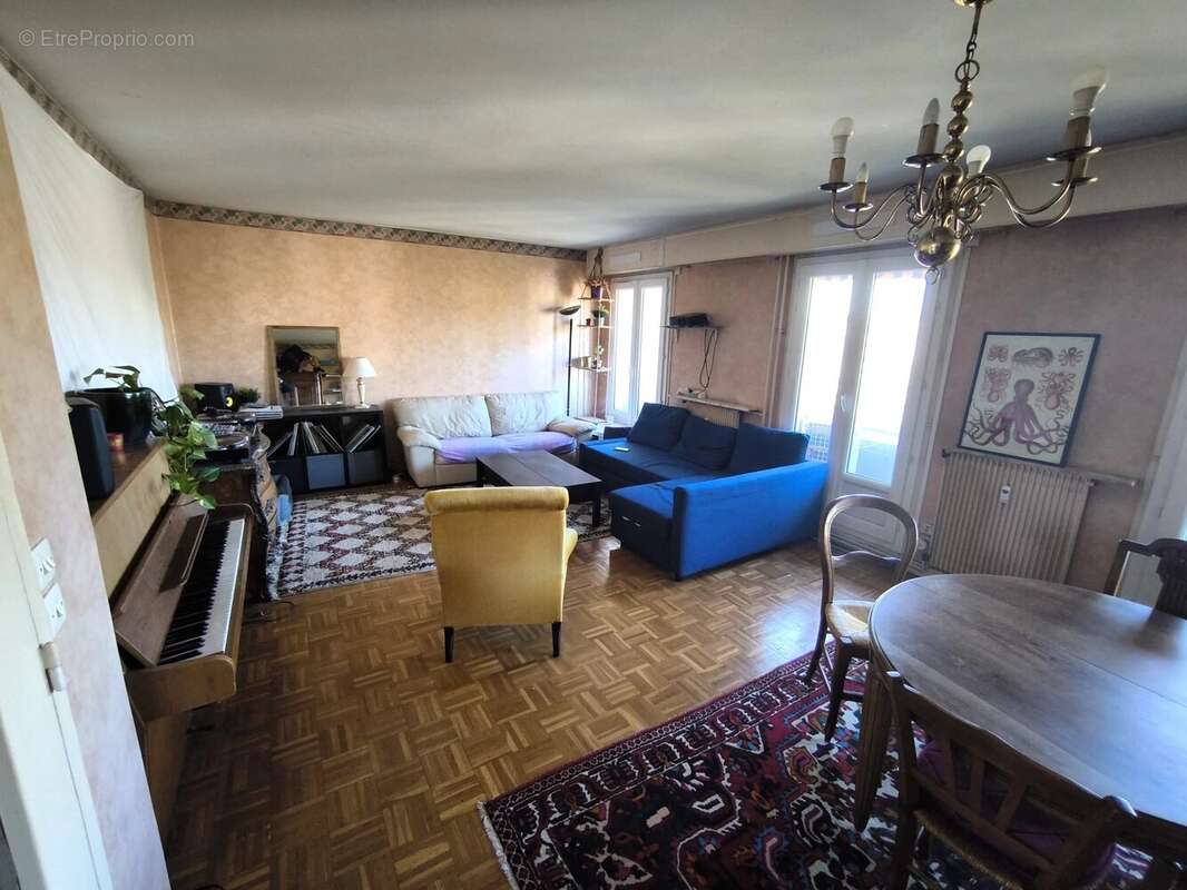 Appartement à LYON-6E