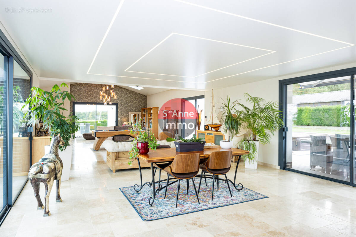 Maison à BLANGY-TRONVILLE