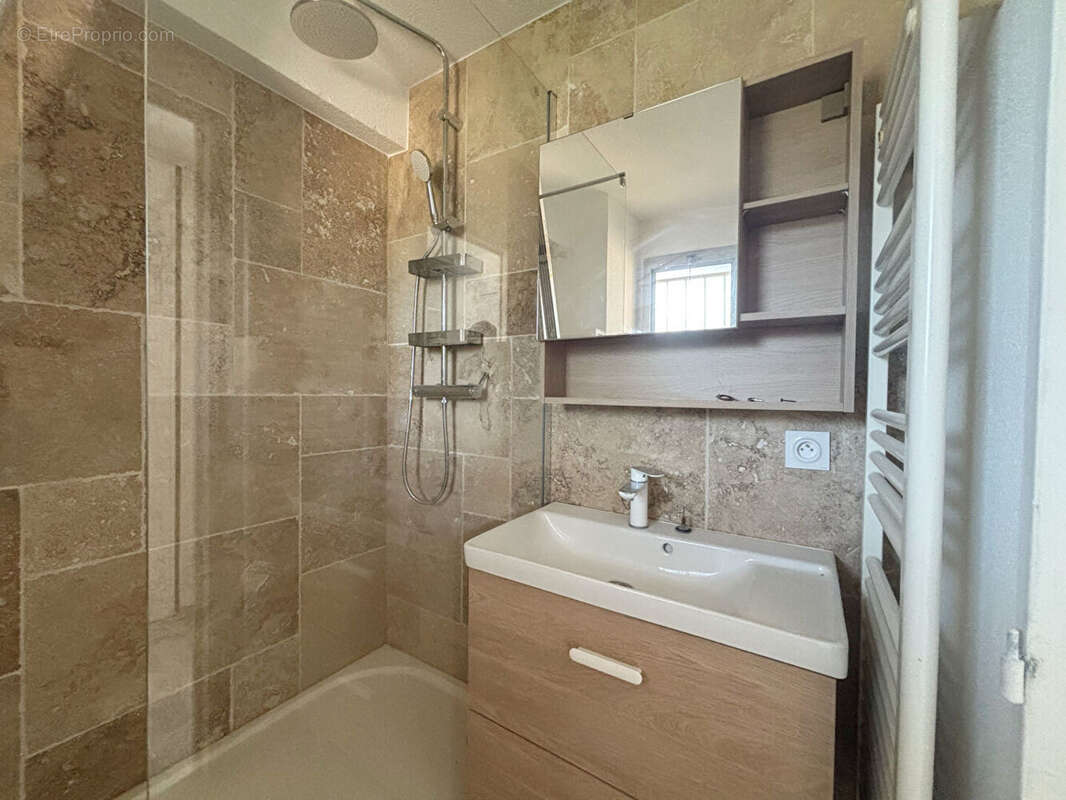 Appartement à HYERES