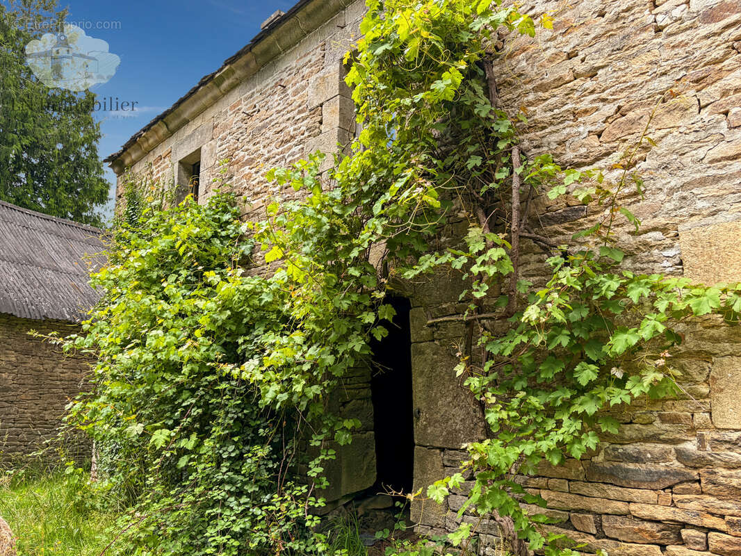 Maison à MELGVEN