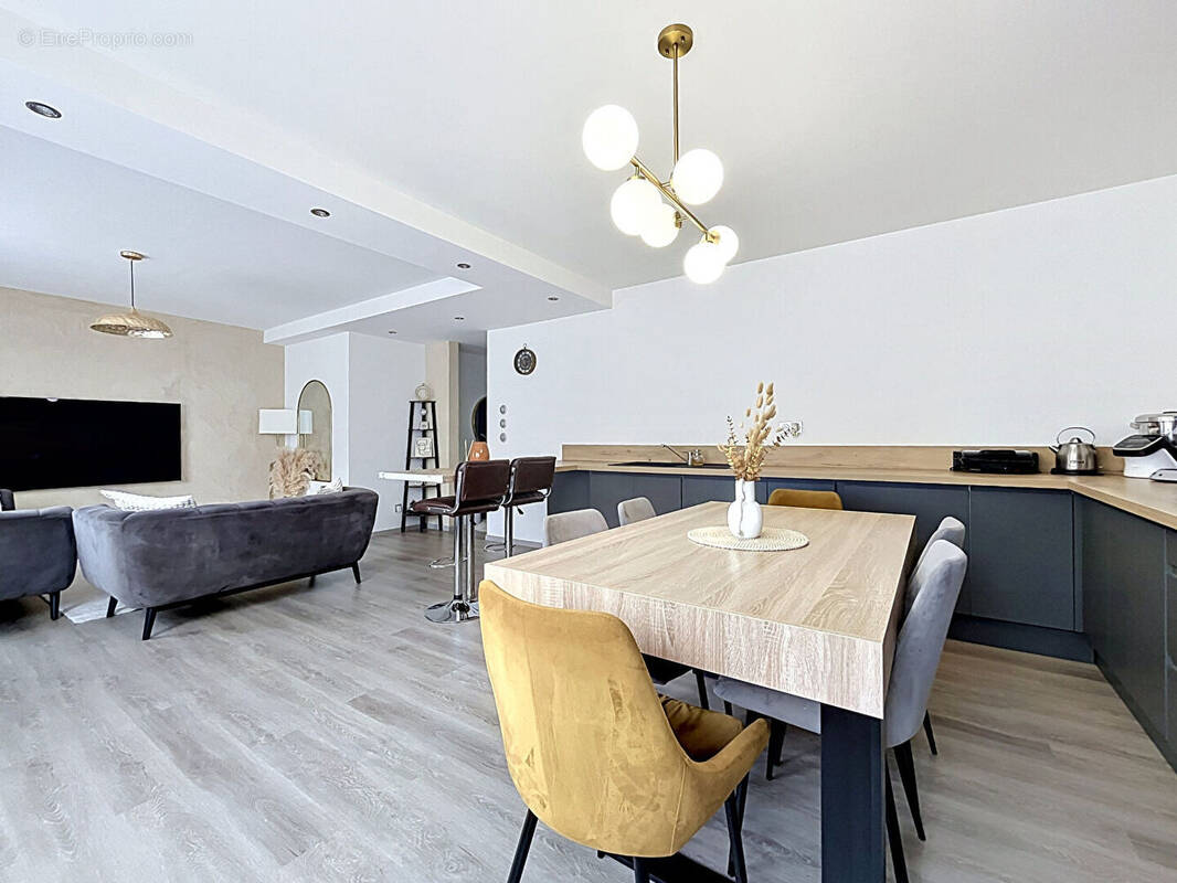 Appartement à BONNEVILLE