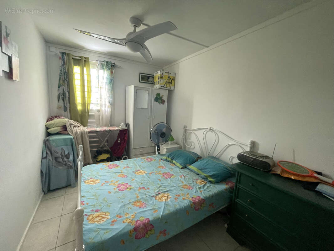 Appartement à LES ABYMES