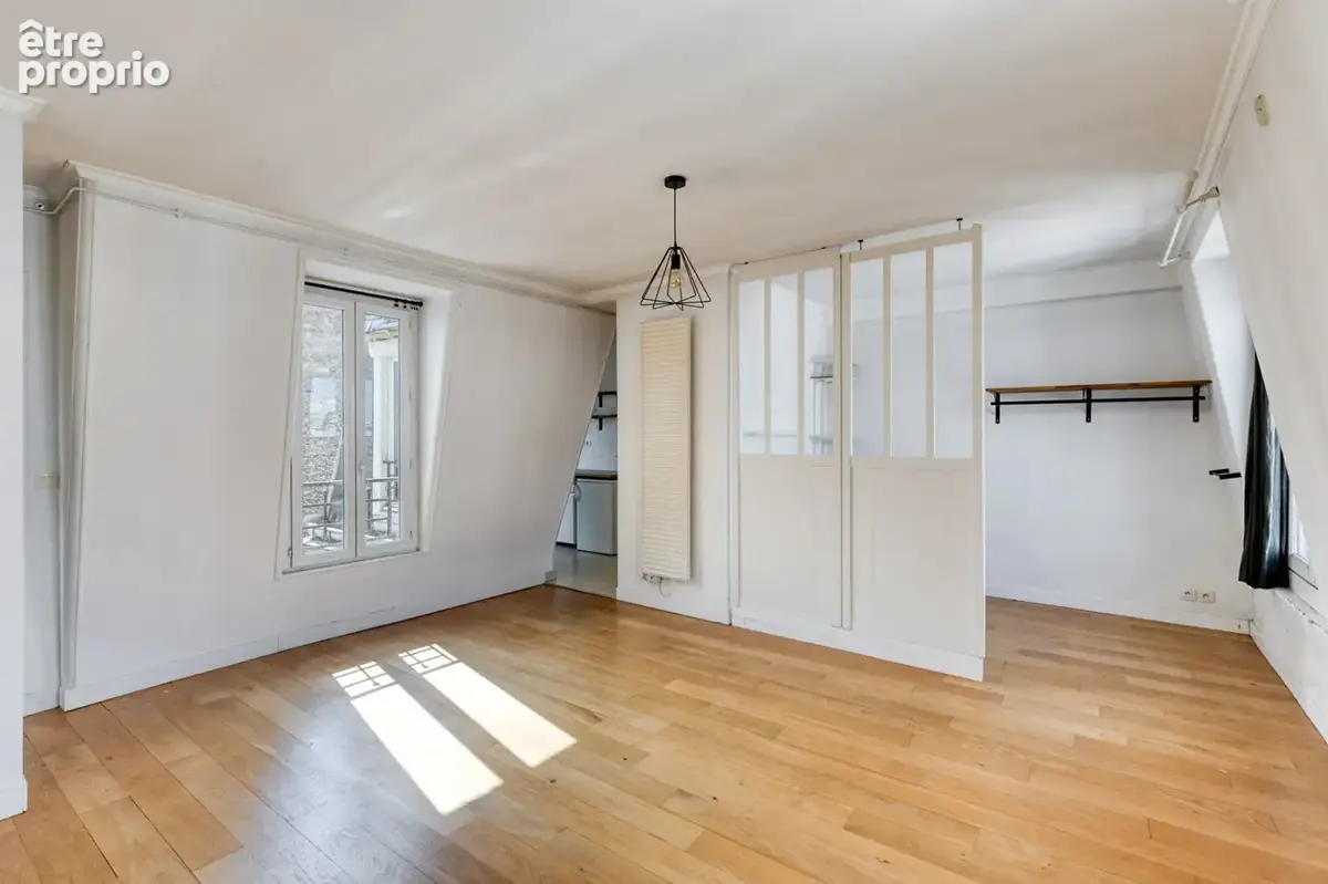 Jules Joffrin - Studio 34 m² - Etage élevé - vue sur le Sacré-Coeur - photo 2