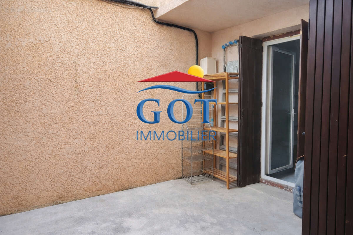 Appartement à SAINT-LAURENT-DE-LA-SALANQUE