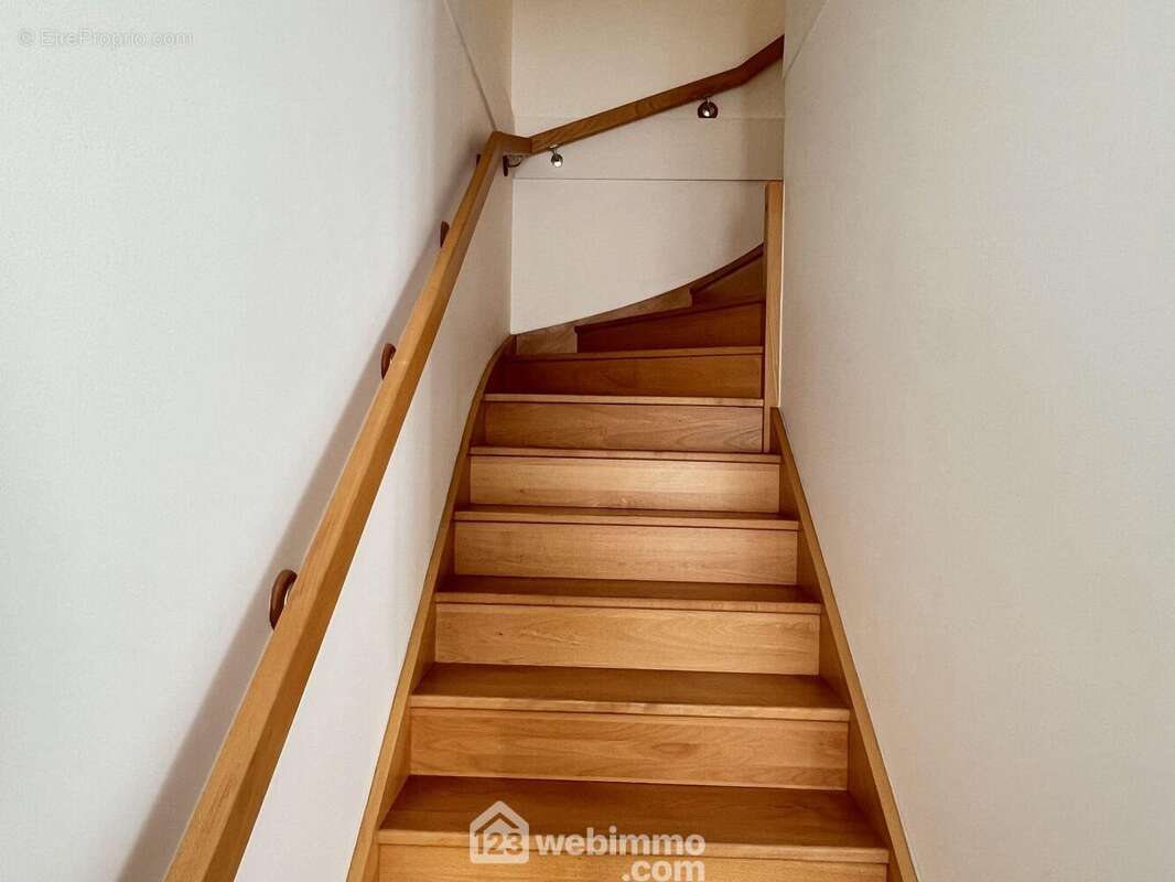 Appartement à THIAIS