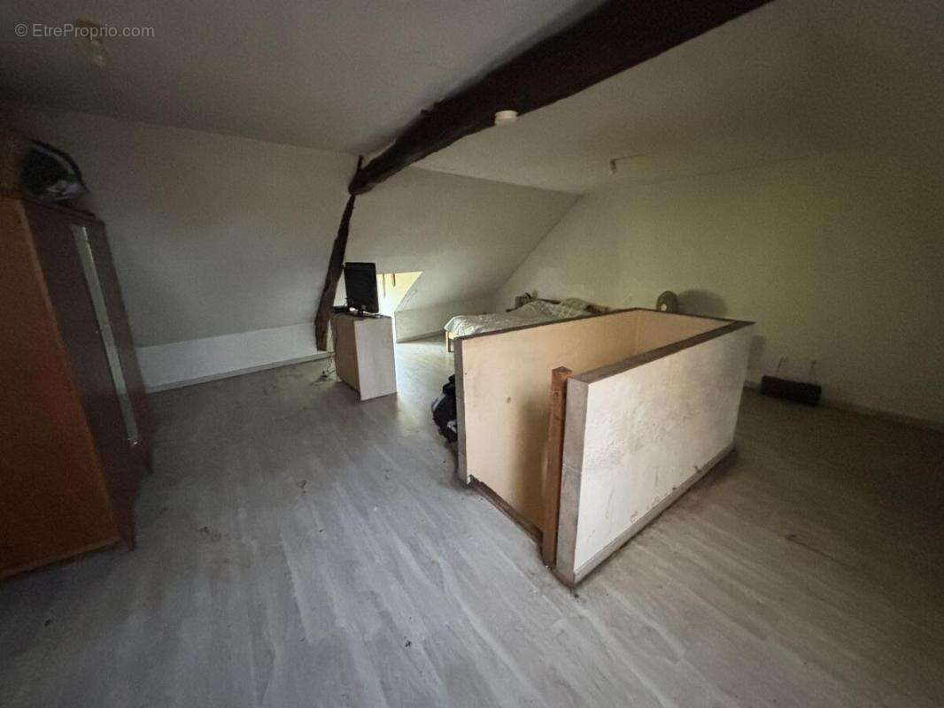 Maison à COMMENTRY