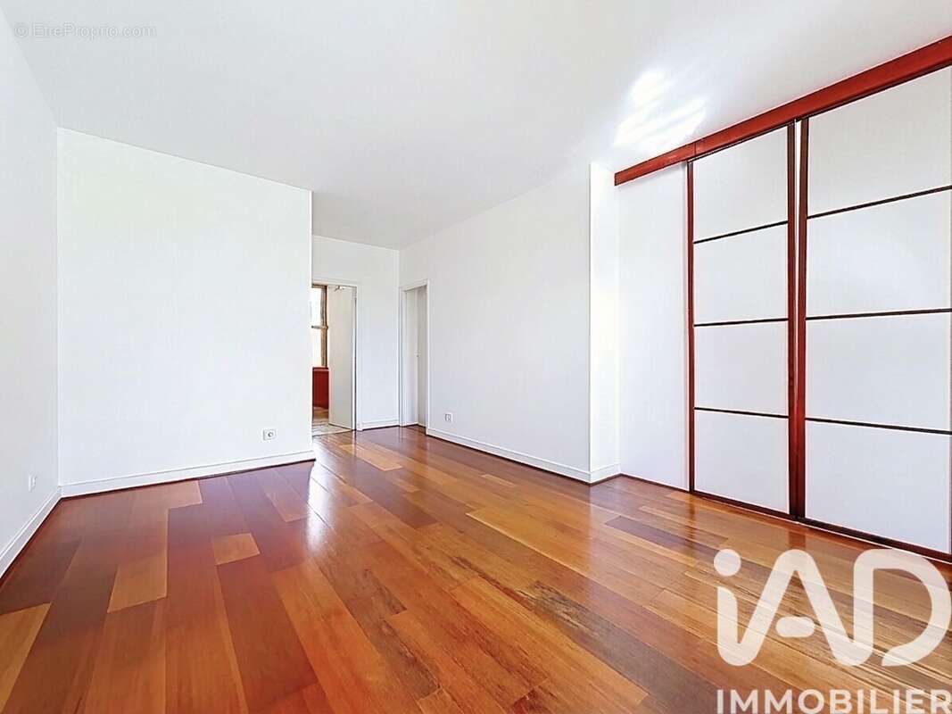 Photo 4 - Appartement à PARIS-16E