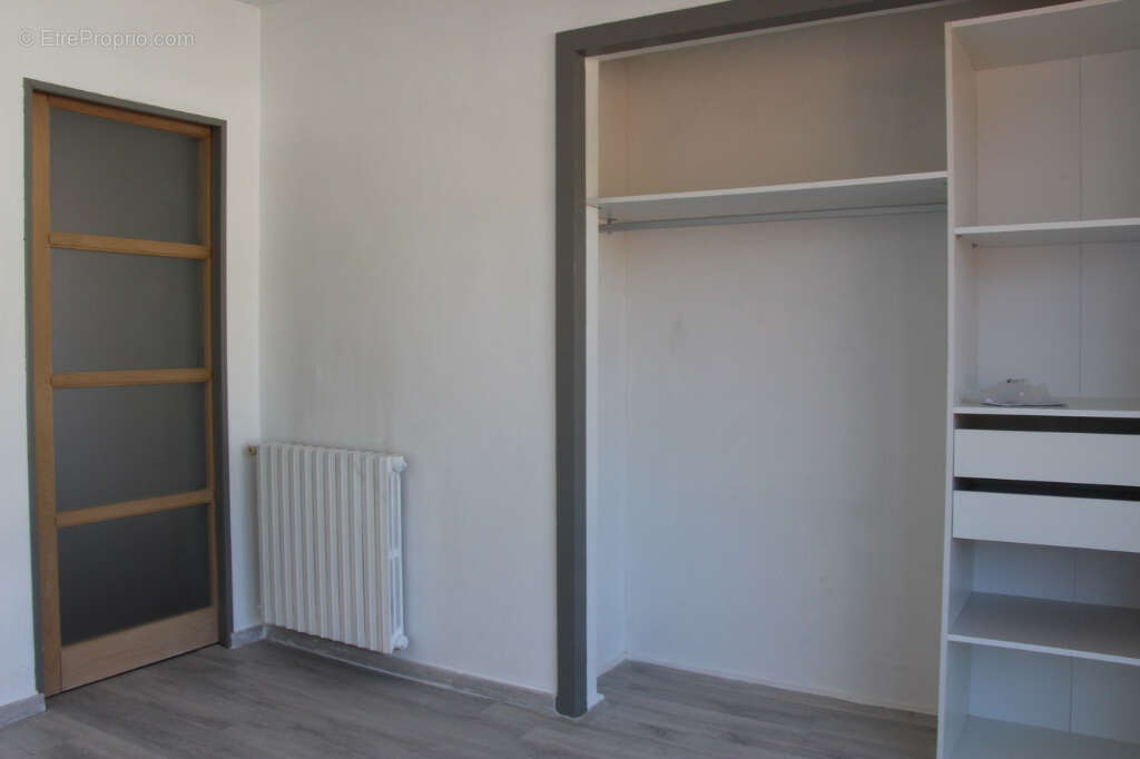 Appartement  3 pièce(s) cave + garage + 1 place de parking - photo 9