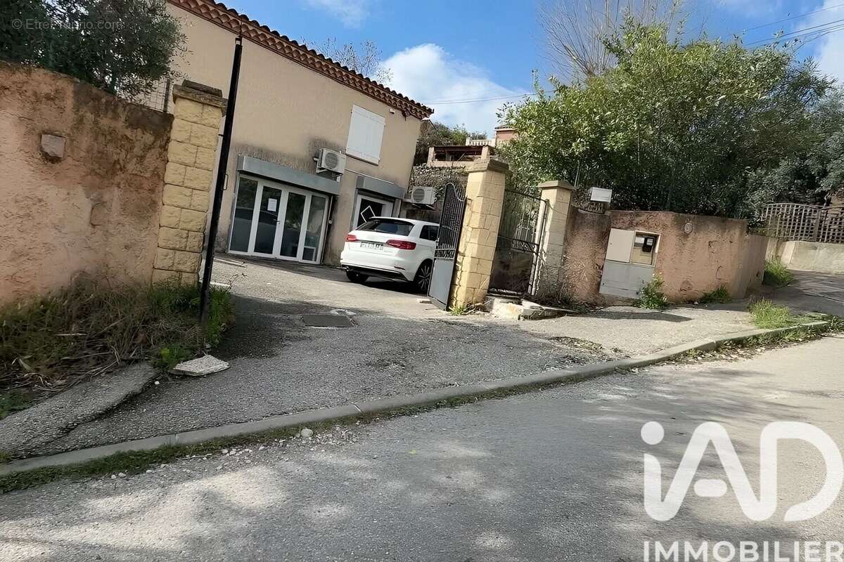 Photo 4 - Maison à MARSEILLE-15E