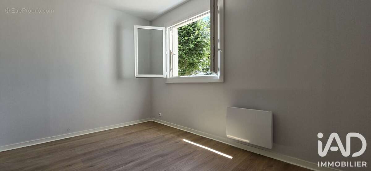Appartement 87 m² à Orleans  - photo 7