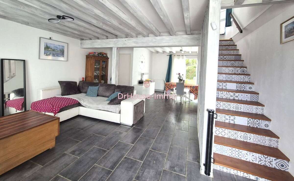 Maison à OZOIR-LA-FERRIERE