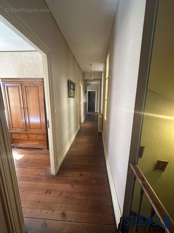 Maison 287 m² à Pellegrue  - photo 8