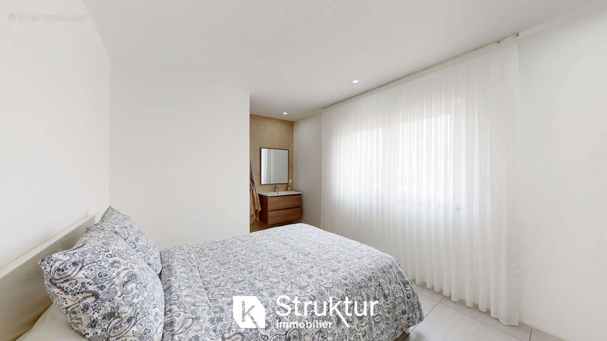 Appartement à SEREMANGE-ERZANGE