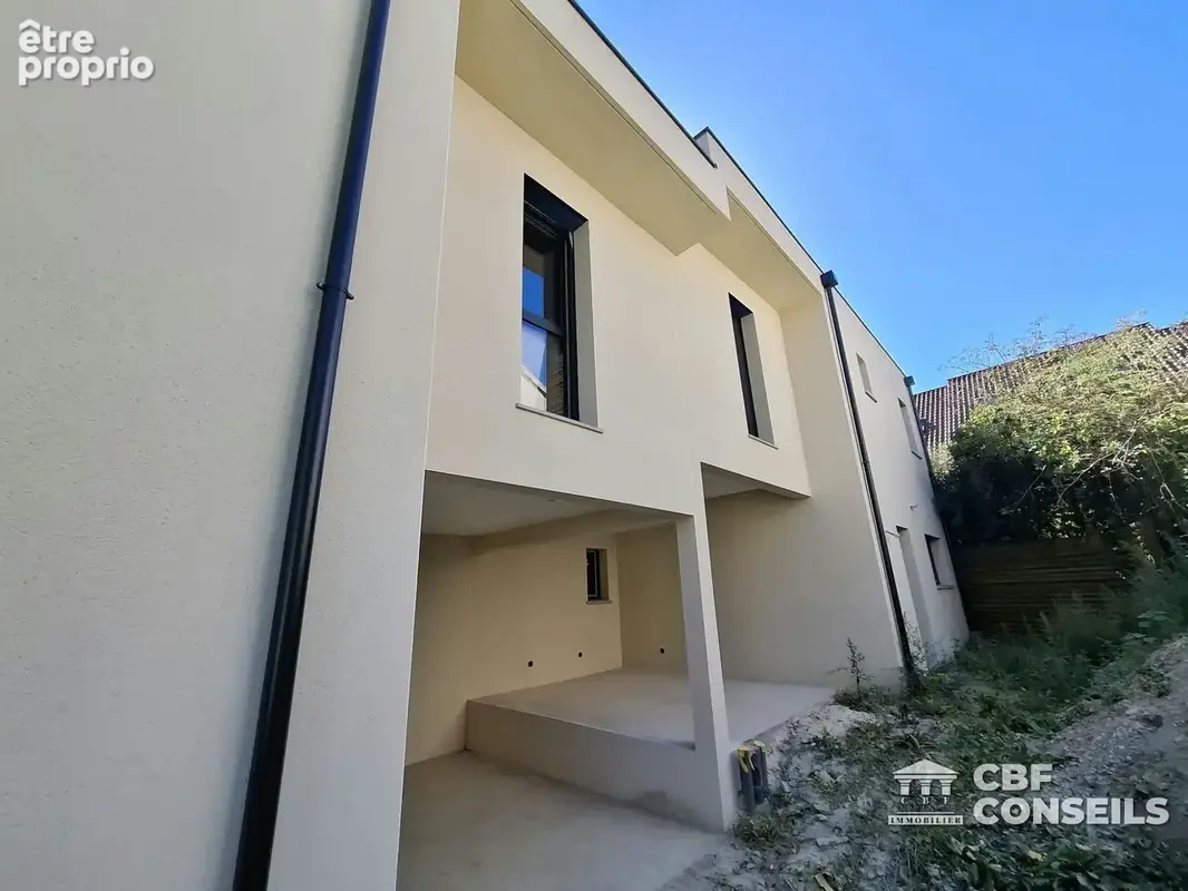 Maison 16 pièces 333 m² à vendre à Clermont-Ferrand (63100) - photo 2