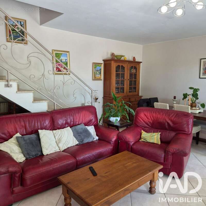 Maison 139 m² à Saint-Nicolas-De-La-Grave  - photo 4