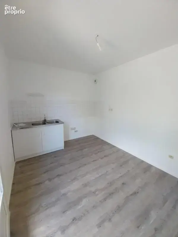 La meilleraye de bretagne - jolie maison t3 bis avec garage et jardin - photo 8