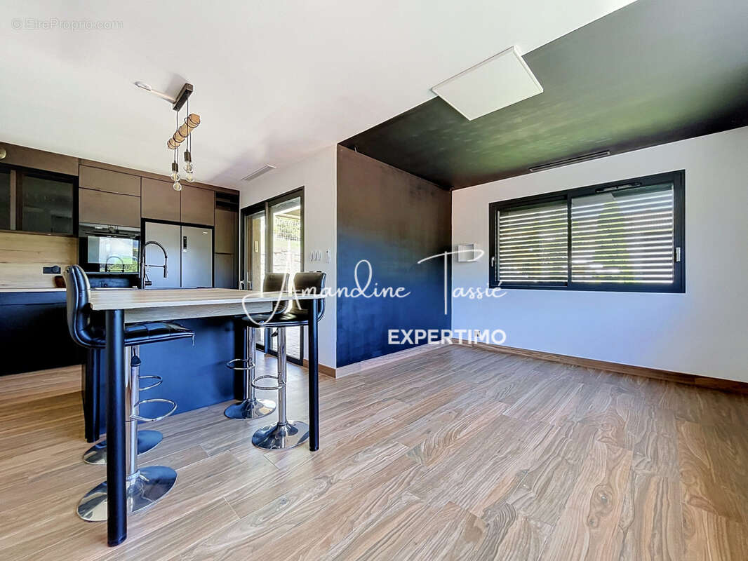 Maison ossature bois haut de gamme avec vue dominante   Classe A   4 chambres   Terrain de 528 m2 - photo 2