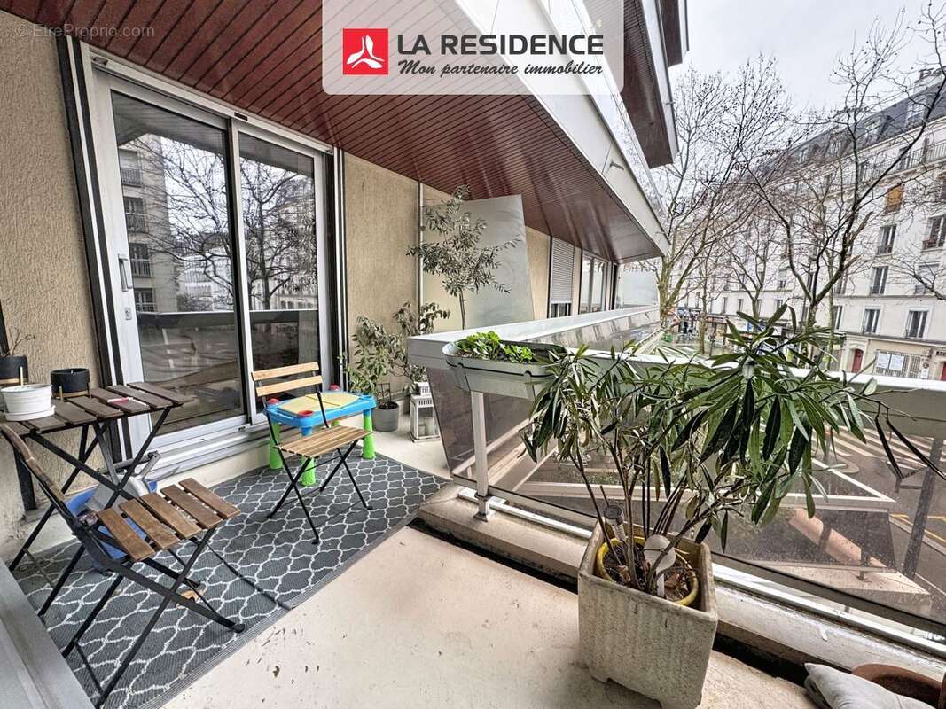 Appartement à PARIS-18E