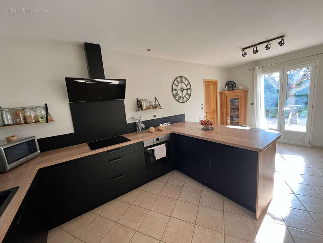 Maison à CHATEAURENARD