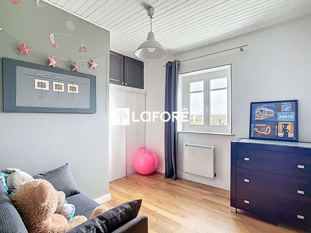 Maison à CHATILLON-SUR-CHALARONNE