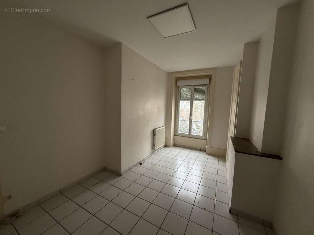 Appartement à OULLINS