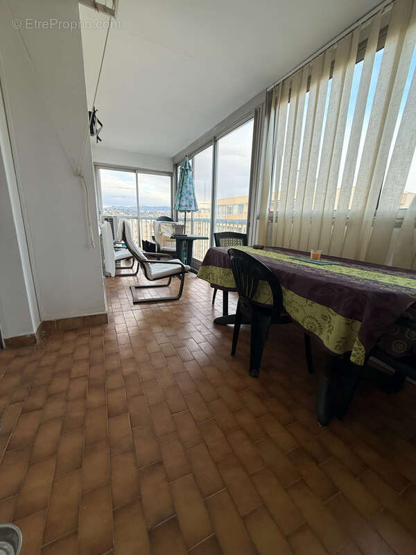 Appartement à MARSEILLE-11E